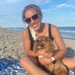 Meet your Posher, Christina